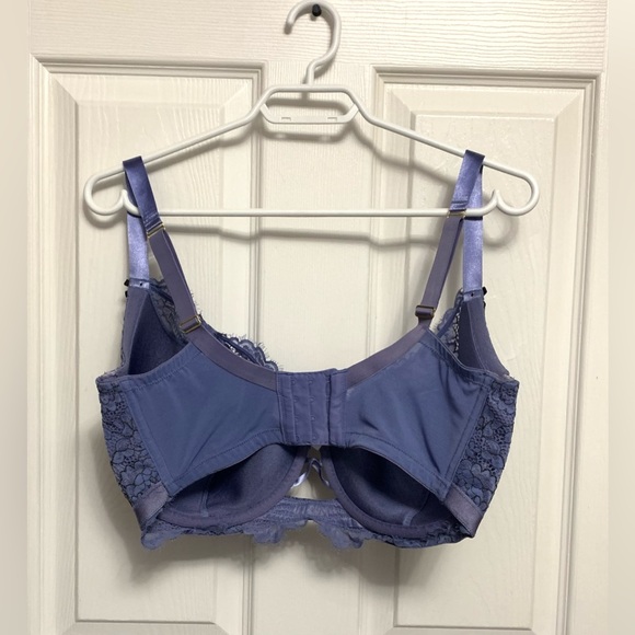 🎀3/$35 Cacique periwinkle bra🎀 - Picture 4 of 7